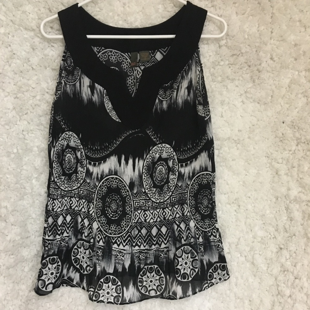 Serenade sleeveless top